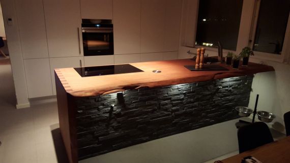 Arensbach - Køkkenø med fingersamlet mahogni bordplade